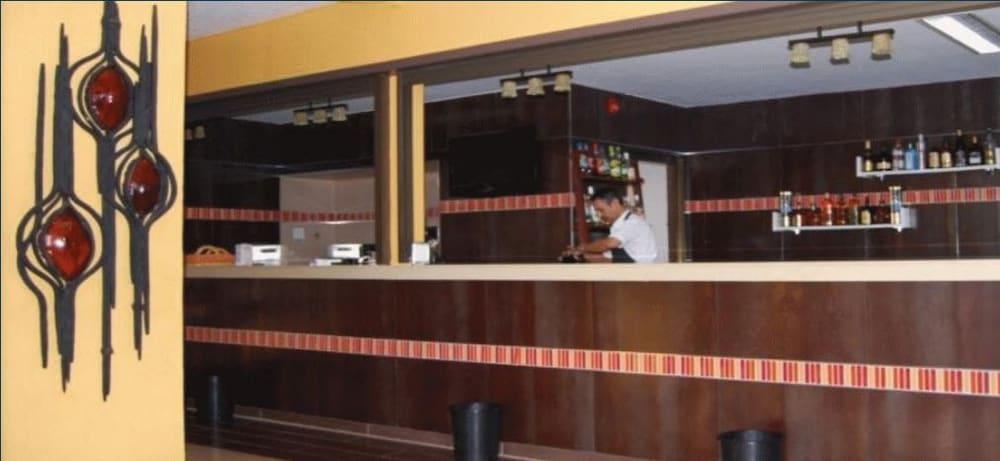 Hotel Anfora メリリャ エクステリア 写真
